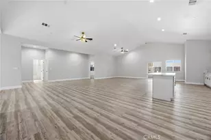 547 Shady Meadow Ct, Bakersfield, CA 93308 - Photo 11