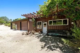 1457 Brambles Ct, Templeton, CA 93465 - Photo 9