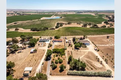 5430 Fa-Rousse, Paso Robles, CA 93446 - Photo 39
