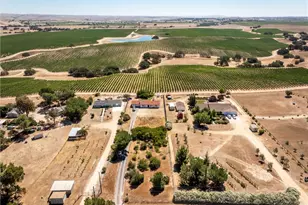 5430 Fa-Rousse, Paso Robles, CA 93446 - Photo 39