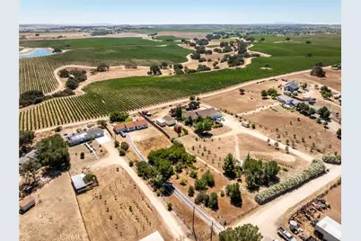 5430 Fa-Rousse, Paso Robles, CA 93446 - Photo 43