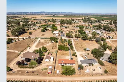 5430 Fa-Rousse, Paso Robles, CA 93446 - Photo 41