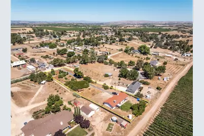 5430 Fa-Rousse, Paso Robles, CA 93446 - Photo 3