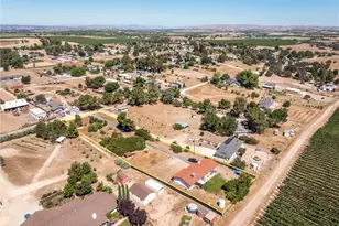 5430 Fa-Rousse, Paso Robles, CA 93446 - Photo 3