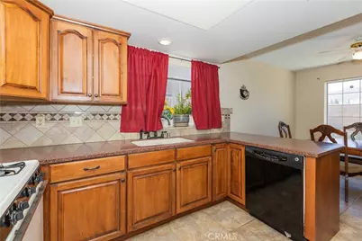422 Sherwood Place, Tehachapi, CA 93561 - Photo 15