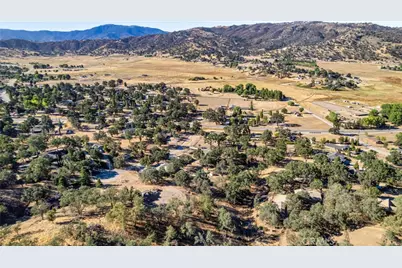 24281 Arroyo Court, Tehachapi, CA 93561 - Photo 13