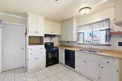 1355 Via Del Carmel, Santa Maria, CA 93455 - Photo 9