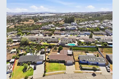 1355 Via Del Carmel, Santa Maria, CA 93455 - Photo 35