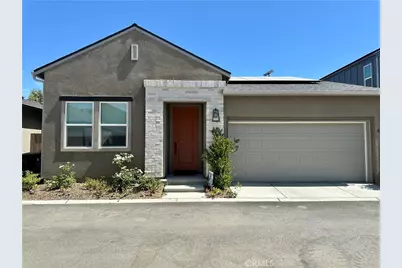 697 Grace, Madera, CA 93636 - Photo 1