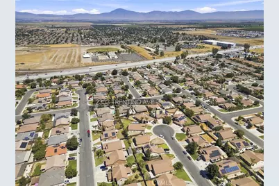 2303 Trentino, Bakersfield, CA 93313 - Photo 39