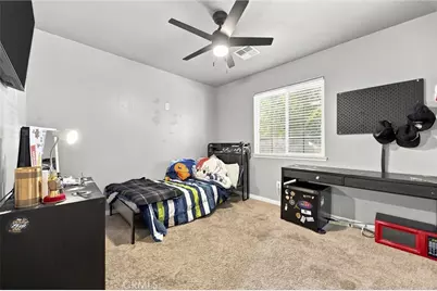 2303 Trentino, Bakersfield, CA 93313 - Photo 23