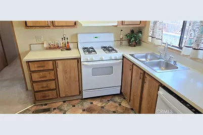 1317 N V Street #64, Lompoc, CA 93436 - Photo 5