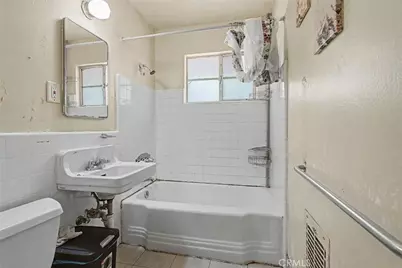 2701 N Inyo, Bakersfield, CA 93305 - Photo 7