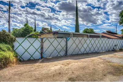 2701 N Inyo, Bakersfield, CA 93305 - Photo 43
