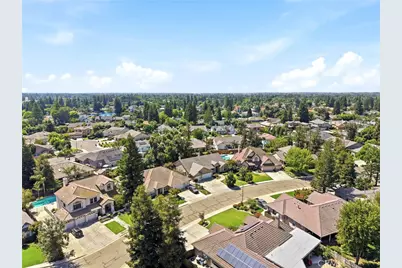 5535 W Vine Court, Visalia, CA 93291 - Photo 9