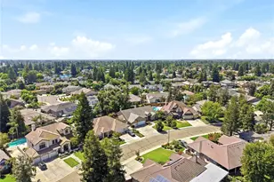 5535 W Vine Ct, Visalia, CA 93291 - Photo 9