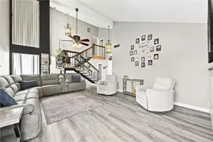 1925 Glenbarr Ct, Bakersfield, CA 93309 - Photo 9