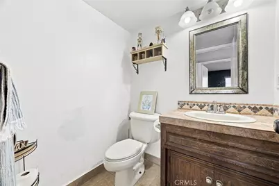 1925 Glenbarr Court, Bakersfield, CA 93309 - Photo 35