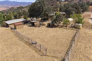 26001 Bear Valley, Tehachapi, CA 93561 - Photo 9