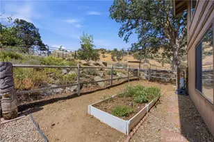 26001 Bear Valley, Tehachapi, CA 93561 - Photo 51