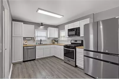 224 E 10th, Hanford, CA 93230 - Photo 13