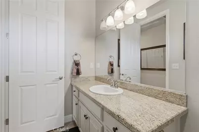 1162 Paradise Loop, Lemoore, CA 93245 - Photo 37