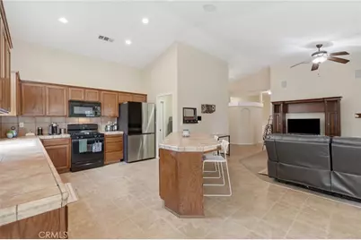 4225 W Ceres Court, Visalia, CA 93291 - Photo 25