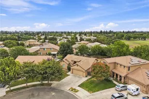 4225 W Ceres Ct, Visalia, CA 93291 - Photo 9
