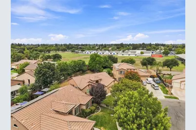 4225 W Ceres Court, Visalia, CA 93291 - Photo 7