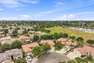 4225 W Ceres Ct, Visalia, CA 93291 - Photo 11