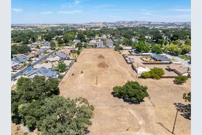 1375 El Camino Real, Atascadero, CA 93422 - Photo 5