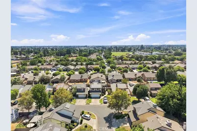 1143 E Ferguson, Visalia, CA 93292 - Photo 9