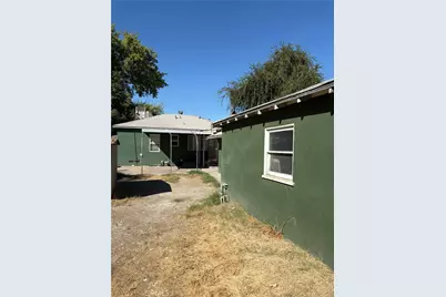 2325 Verde, Bakersfield, CA 93304 - Photo 21