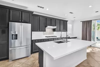5523 Segovia, Bakersfield, CA 93306 - Photo 15