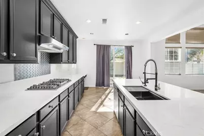 5523 Segovia, Bakersfield, CA 93306 - Photo 13
