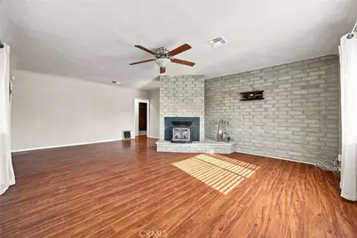 1904 Radiance, Bakersfield, CA 93304 - Photo 7