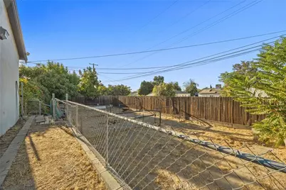 1904 Radiance, Bakersfield, CA 93304 - Photo 27