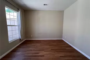10106 Shoveldown Ct, Bakersfield, CA 93311 - Photo 13