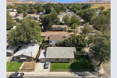 229 W D, Tehachapi, CA 93561 - Photo 5