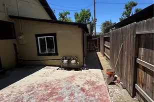 229 W D, Tehachapi, CA 93561 - Photo 27
