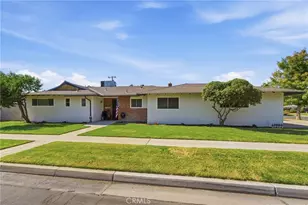 3985 N Tollhouse Rd, Fresno, CA 93726 - Photo 3
