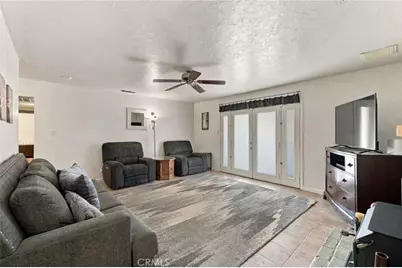 3985 N Tollhouse Road, Fresno, CA 93726 - Photo 19