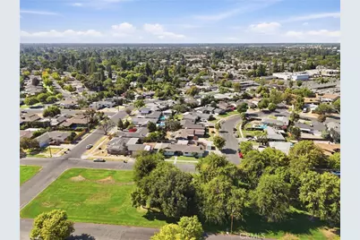 3985 N Tollhouse Road, Fresno, CA 93726 - Photo 41