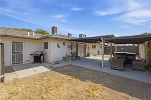 3985 N Tollhouse Rd, Fresno, CA 93726 - Photo 29