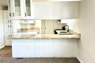 164 Hickorywood, Bakersfield, CA 93308 - Photo 9