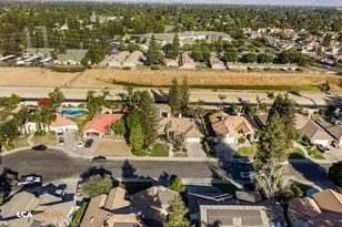 2512 Oak View Ct, Bakersfield, CA 93311 - Photo 9