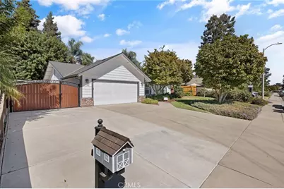 2632 E Paradise, Visalia, CA 93292 - Photo 3