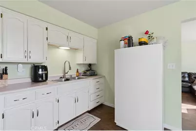 11861 Chris, Hanford, CA 93230 - Photo 13