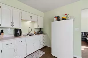 11861 Chris, Hanford, CA 93230 - Photo 13