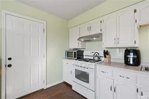11861 Chris, Hanford, CA 93230 - Photo 15